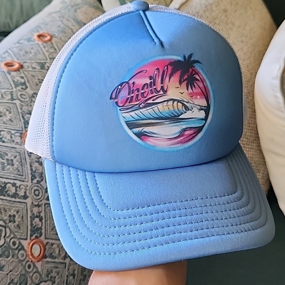 O'Neill Hat - Picture 1 of 5